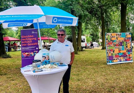 Stand des WEISSEN RINGS  auf dem Chamer Inklusionsfest 2026